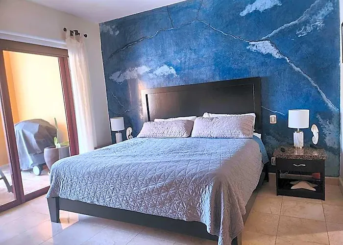 Ocean Front El Faro Reef 304